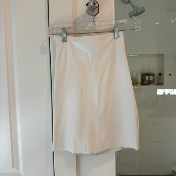 Commando Faux Leather White Pencil Skirt - Picture 1 of 2